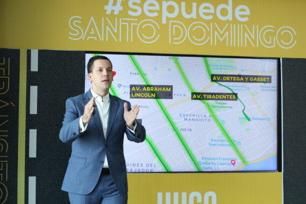 Hugo Beras presenta plan de movilidad para el DN