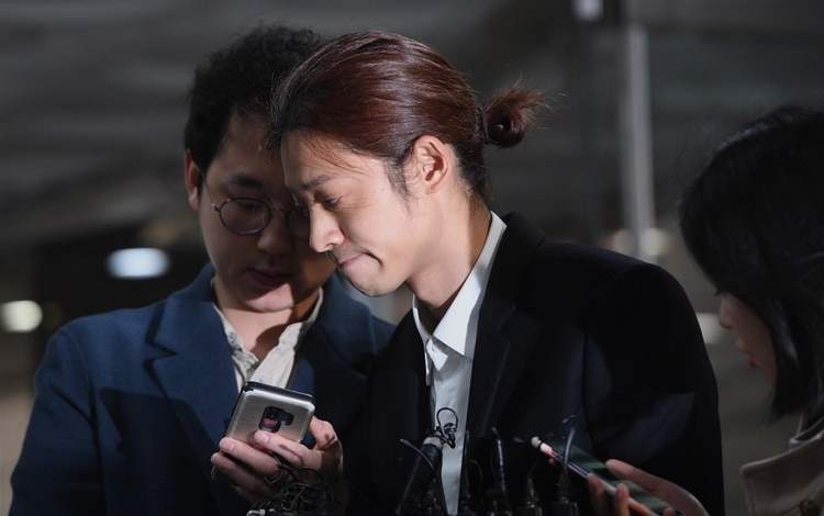 Jung Joon-young, estrella musical envuelta en el escándalo (AFP)