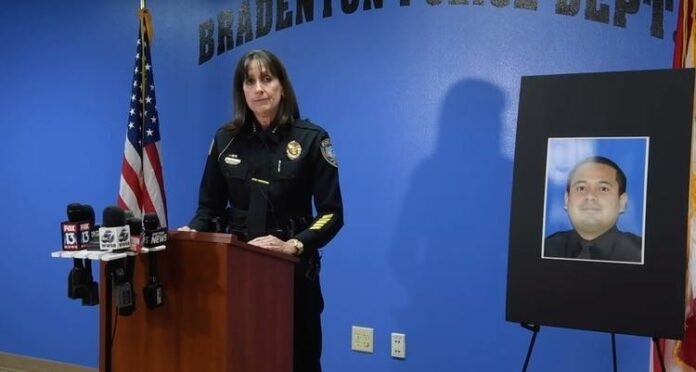 Un sargento de la Florida usó la base de datos policial durante años para tener sexo con mujeres