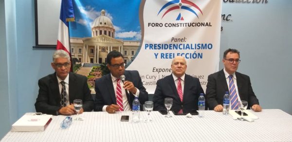 Juristas dicen tema reelección mantiene a dominicanos en incertidumbre