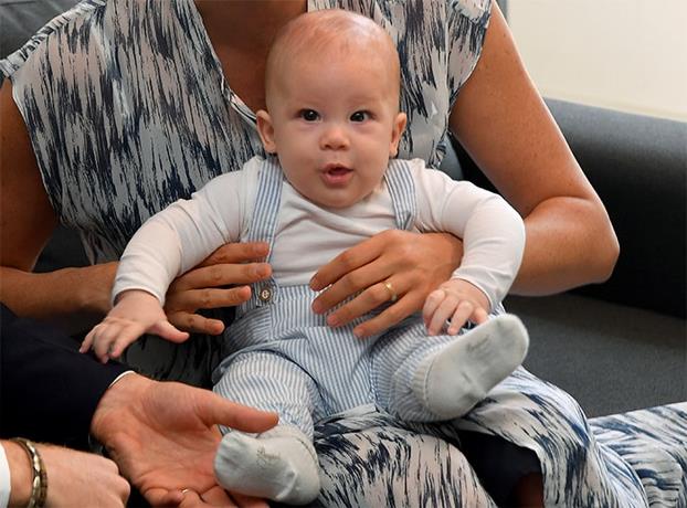 Archie, el bebé Sussex, causa sensación con un overol de 9.99 euros
