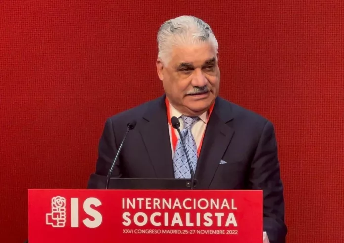 Internacional Socialista elige a Miguel Vargas presidente de honor 