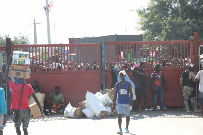 Haitianos cierran frontera con Dajabón en respuesta a repatriaciones
