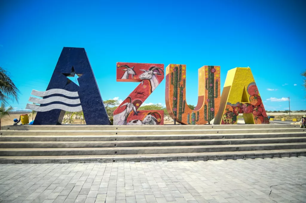 Ministro Deligne Ascención supervisa los trabajos finales de la Circunvalación de Azua