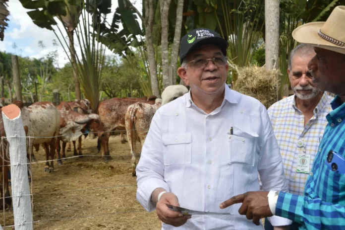 El Bagrícola financia en subasta compra de ganado de alto valor genético a tasa cero