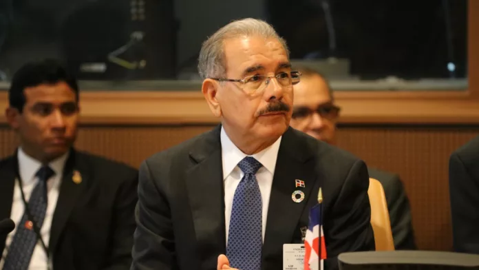 Danilo Medina informa al país padece de cáncer de próstata