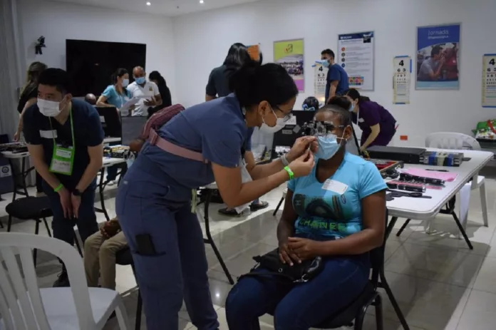 GILDAN y BRA Dominicana realizan jornada oftalmológica en el municipio de Guerra