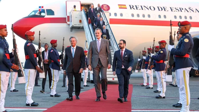 Llega al país el Rey de España, Felipe VI para su participación en la XXVIII Cumbre Iberoamericana