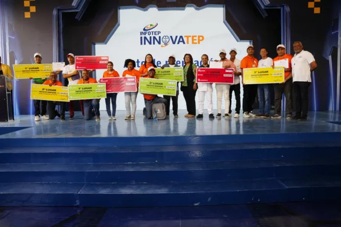 INFOTEP premia proyectos más innovadores de la Feria INNOVATEP