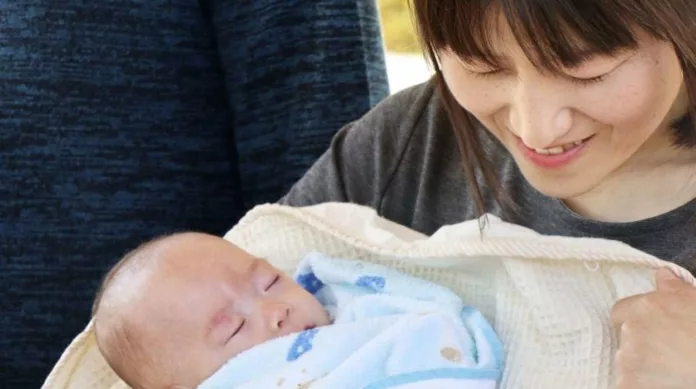 Japón registra la cifra de nacimientos más baja desde 1899