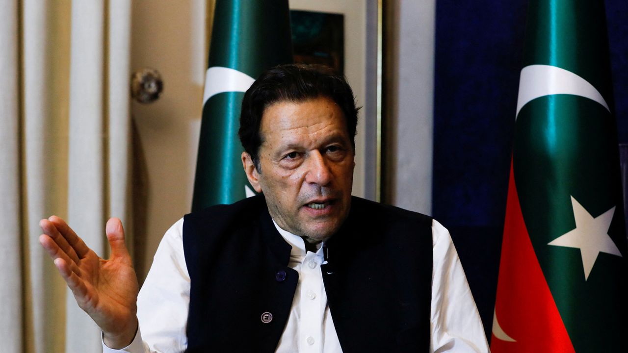 Ordenan la liberación inmediata del ex primer ministro Imran Khan