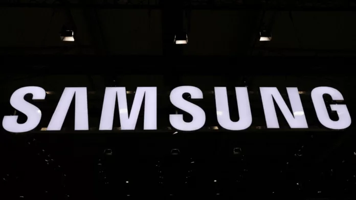 Samsung prohibió la utilización de ChatGPT a algunos de sus empleados