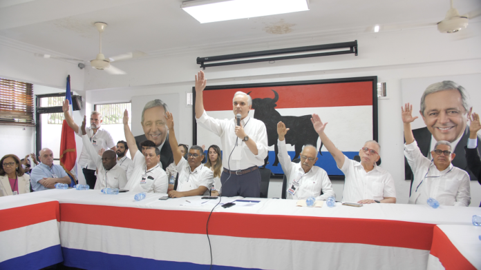El PRSD proclama a Luis Abinader como su candidato presidencial