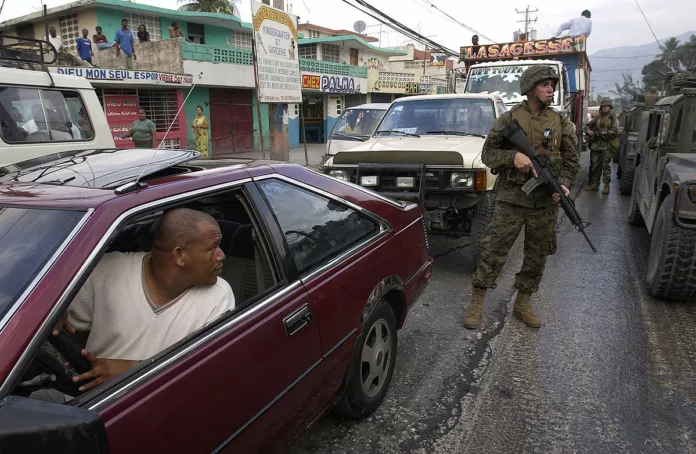 Partidos de oposición saludan intervención militar en Haití