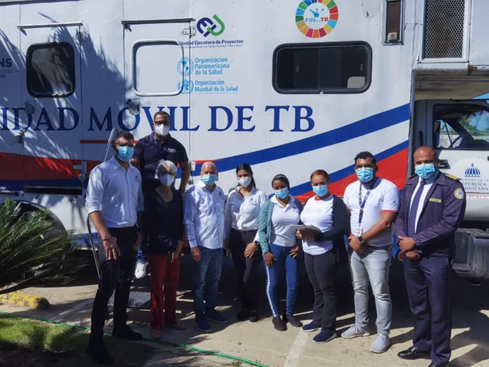 Autoridades realizan operativo para detección de tuberculosis en cárcel La Vega